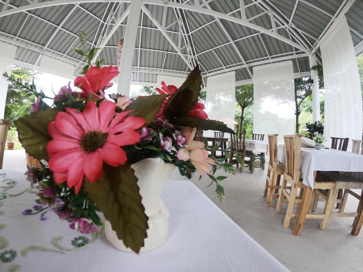 Naracha Resort Mueang Kao Exteriör bild